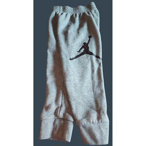 Jordan Kids Grey Sweatpants With Iconic Jumpman Logo Size 4T